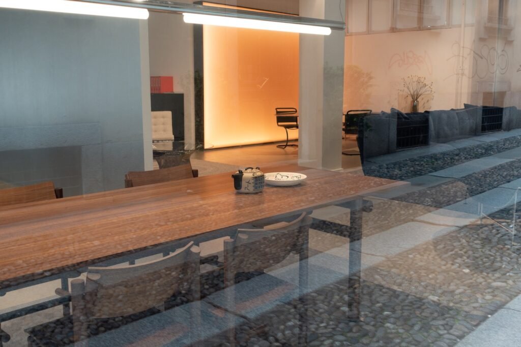 PHROOM // Studio Cratere
