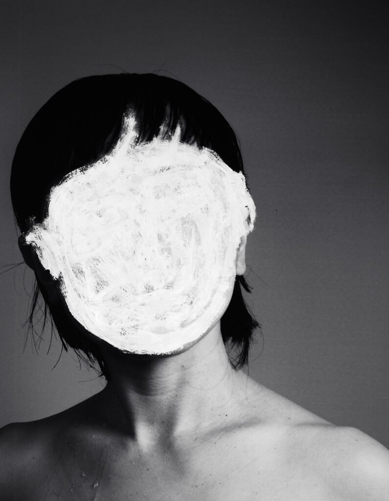 PHROOM // Minami Ivory
