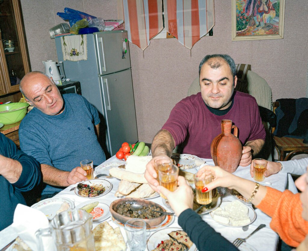 PHROOM // Kayin Luys