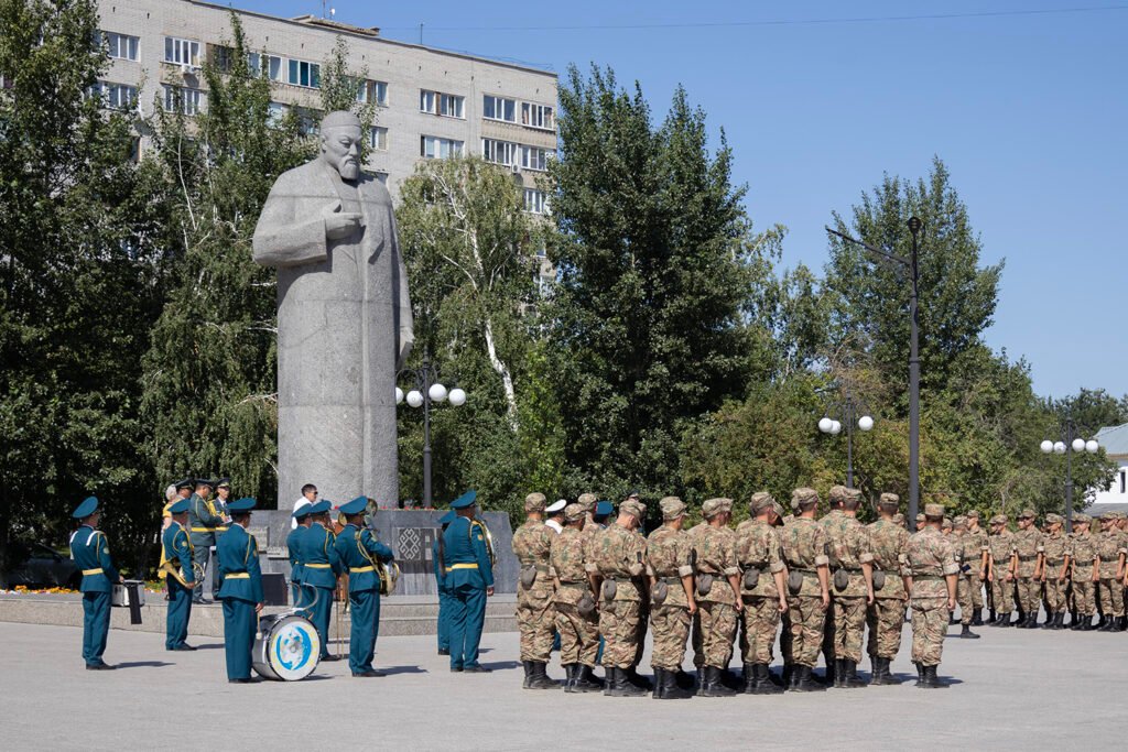 PHROOM // Ruslan Shegai