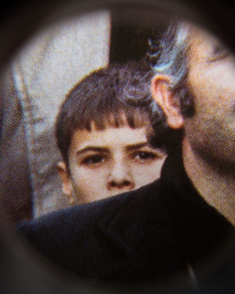 PHROOM // Eyes Dazzle as they Search For the Truth—Amin Yousefi